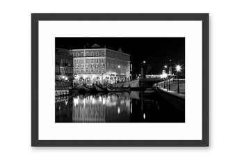 Moldura preta para fotos e quadros | Quadro pronto