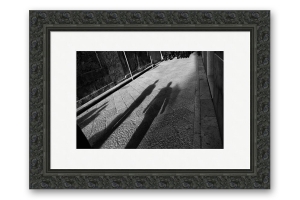 Moldura trabalhada preta para quadros por medida | Quadro pronto