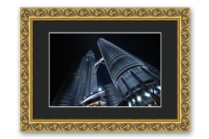 Moldura trabalhada dourada para quadros por medida | Quadro pronto